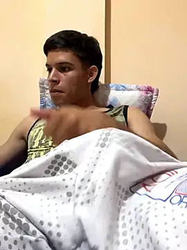 Snapshot of Michael_black01 chatting on 01/10/26, 12:28 Michael black01 online show from 01/10/26, 12:28