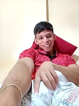 Snapshot of Michael_black01 chatting on 10/23/25, 02:32 Michael black01 online show from 10/23/25, 02:32