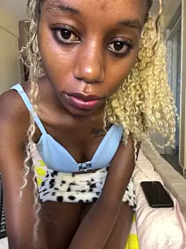 NyahHeat online show from 02/10/26, 05:28