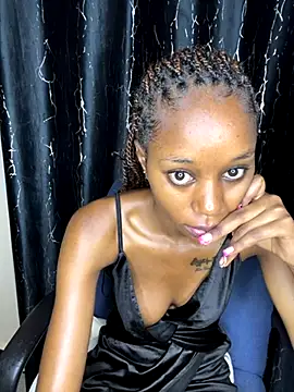 NyahHeat online show from 10/15/25, 12:13