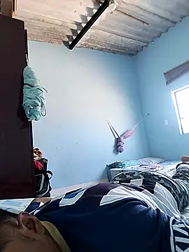 Snapshot of RennySem chatting on 10/14/25, 08:09 RennySem online show from 10/14/25, 08:09