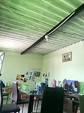 Snapshot of RennySem chatting on 10/15/25, 04:26 RennySem online show from 10/15/25, 04:26