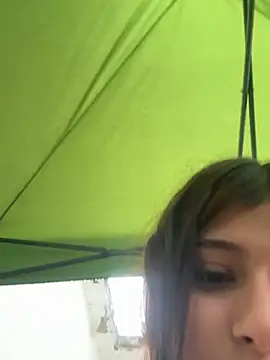 Snapshot of dafne17_ chatting on 06/06/26, 10:15 dafne17 online show from 06/06/26, 10:15