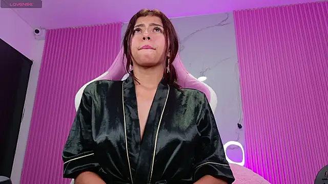 dafne17  online show from 02/27/26, 08:36