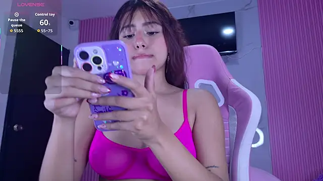 dafne17  online show from 11/15/25, 03:05