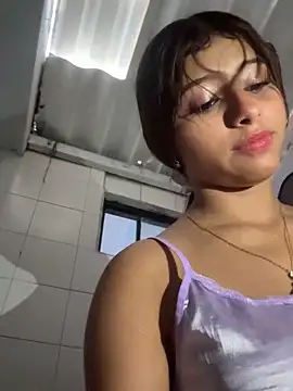 dafne17  online show from 06/03/26, 02:33