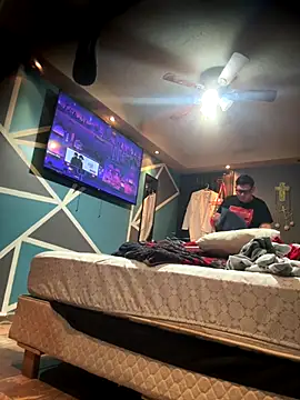 AlexRZ93 online show from 12/23/25, 02:22