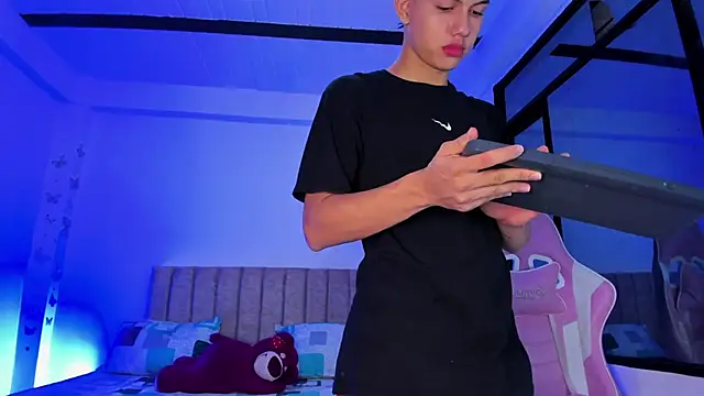 Axel Cody  online show from 03/07/26, 12:21