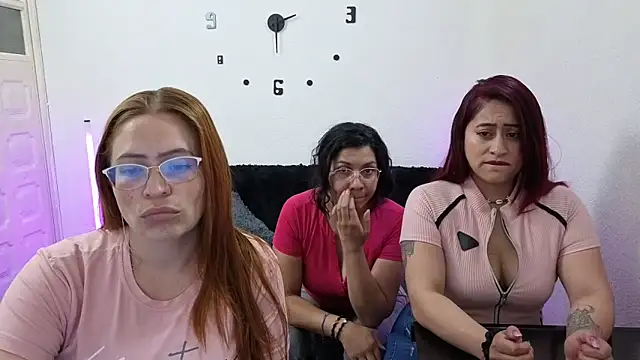 lesb milf online show from 03/12/26, 05:06