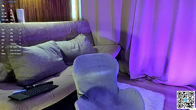 Logan mett online show from 04/06/26, 01:56