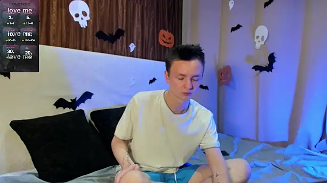 Logan mett online show from 11/03/25, 05:49