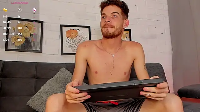 MATEO HUNTER online show from 11/25/25, 04:57