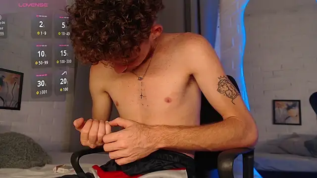 MATEO HUNTER online show from 04/15/26, 05:24