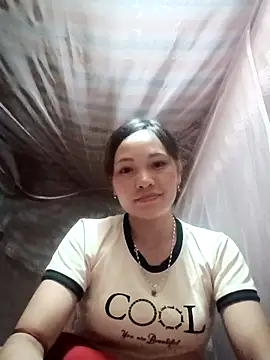 huhu-sexxy online show from 10/18/25, 01:46