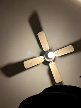 CarmeloA online show from 11/10/25, 08:08