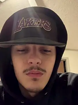 CarmeloA online show from 12/04/25, 03:05