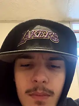 CarmeloA online show from 12/02/25, 08:32