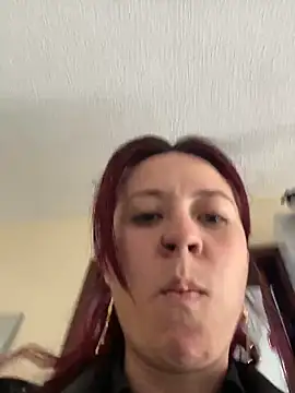 Zoe fire online show from 11/25/25, 12:27