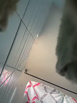 Zoe fire online show from 11/08/25, 11:58