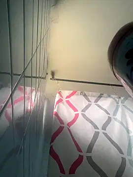 Zoe fire online show from 11/06/25, 11:58