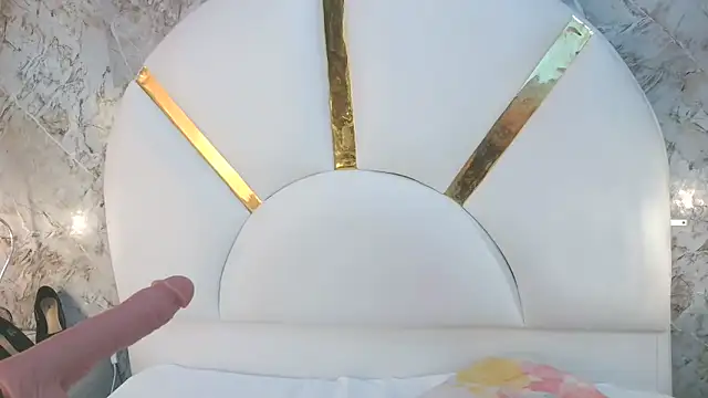 Aghata gate online show from 04/17/26, 11:29