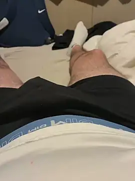 Snapshot of creamydeluxe chatting on 03/15/26, 08:27 creamydeluxe online show from 03/15/26, 08:27