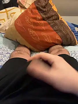 Snapshot of creamydeluxe chatting on 02/03/26, 02:33 creamydeluxe online show from 02/03/26, 02:33