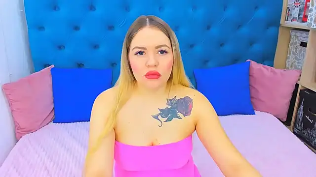 SpicyPreggo online show from 12/18/25, 03:11