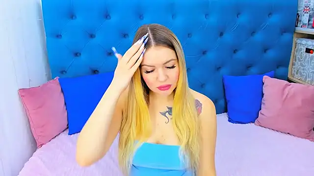 SpicyPreggo online show from 11/14/25, 03:43