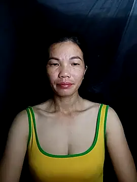 Style-lee online show from 10/18/25, 08:22