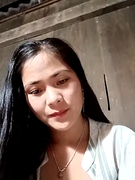 Lyssa-a online show from 12/21/25, 02:41