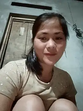 Lyssa-a online show from 04/19/26, 10:23