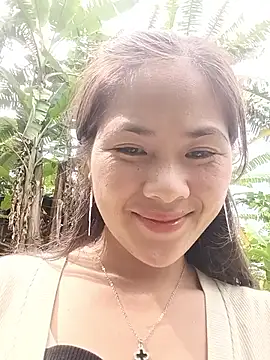 Lyssa-a online show from 10/23/25, 04:44