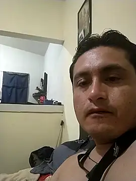 checheludo23 online show from 10/31/25, 11:22