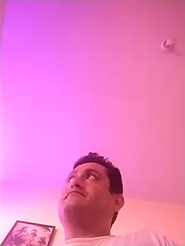 checheludo23 online show from 04/15/26, 10:10