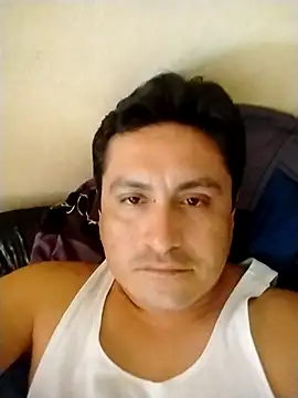 checheludo23 online show from 06/01/26, 03:00