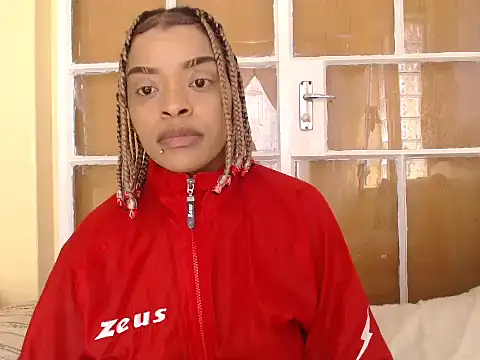 fifiqueen25 online show from 11/10/25, 07:13