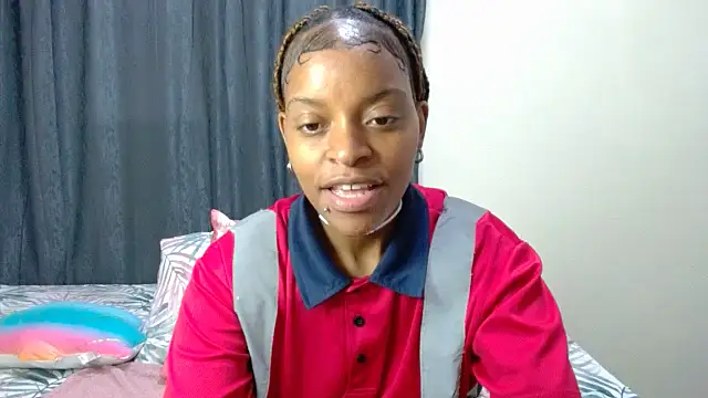 fifiqueen25 online show from 03/26/26, 07:39