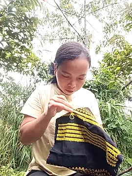 Nguyet2k4 online show from 11/04/25, 01:53