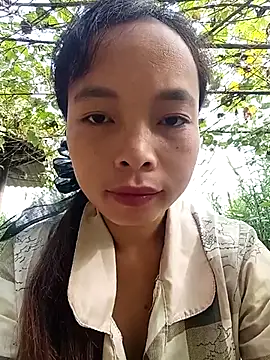 Nguyet2k4 online show from 10/30/25, 01:37