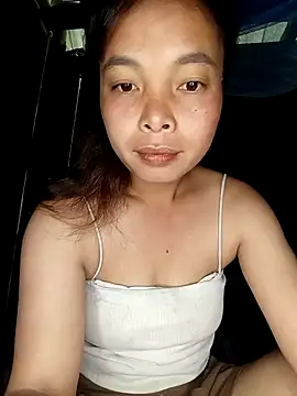 Nguyet2k4 online show from 10/22/25, 04:01