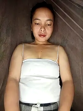 Nguyet2k4 online show from 11/01/25, 02:51