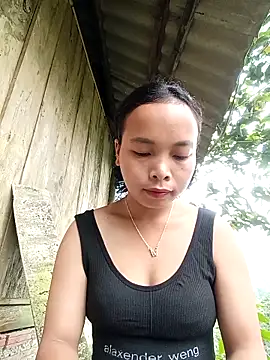 Nguyet2k4 online show from 11/14/25, 12:47