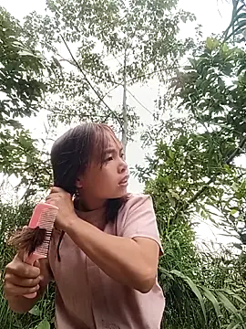 Nguyet2k4 online show from 12/23/25, 12:54