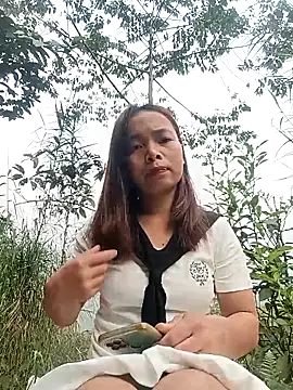 Nguyet2k4 online show from 03/19/26, 12:43