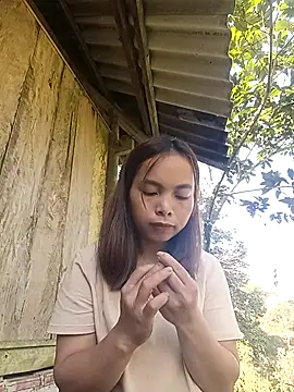 Nguyet2k4 online show from 02/06/26, 04:08