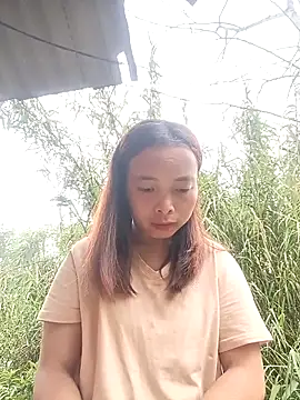 Nguyet2k4 online show from 03/05/26, 01:46