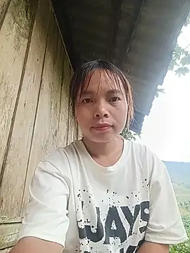 Nguyet2k4 online show from 06/06/26, 11:32