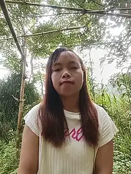 Nguyet2k4 online show from 07/18/26, 12:41