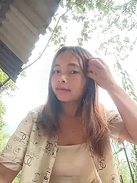 Nguyet2k4 online show from 05/07/26, 11:19